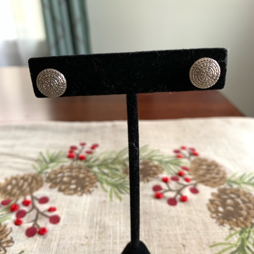 EUC silver earrings